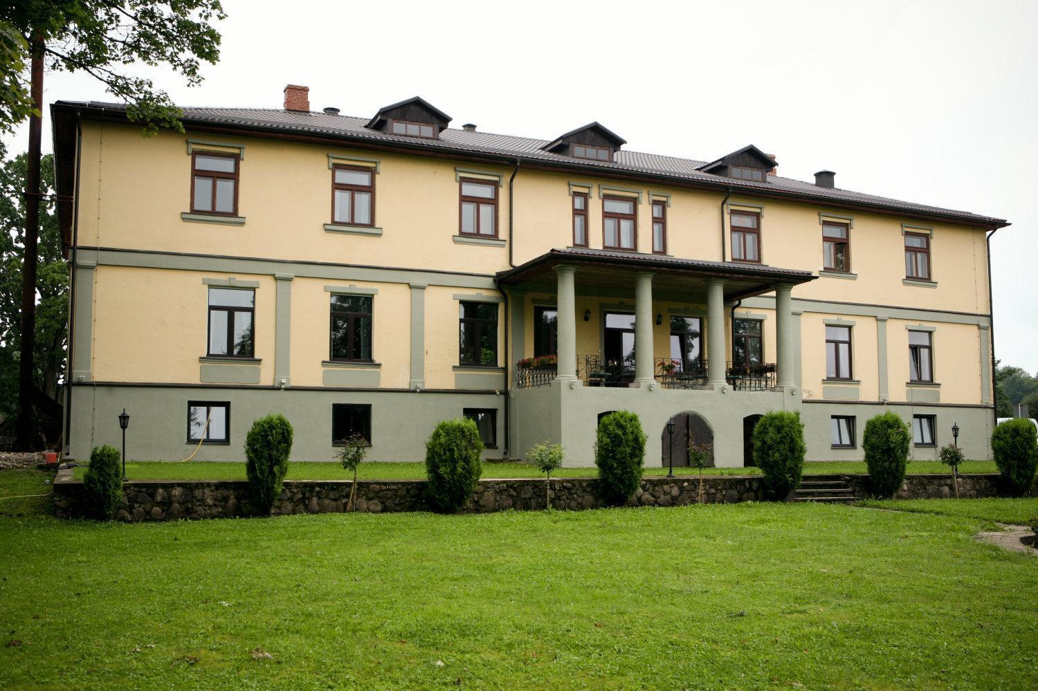 Hotel Grasu Pils Cesvaine Eksteriør billede
